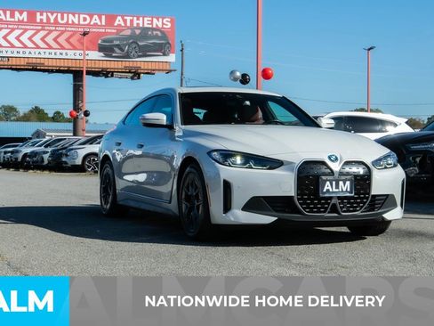 Used 2023 BMW i4 eDrive40 image 5