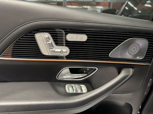 Used 2021 Mercedes-Benz Maybach GLS 600 4MATIC image 23