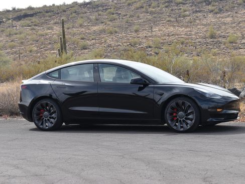 Used 2022 Tesla Model 3 Performance AWD/4WD image 3