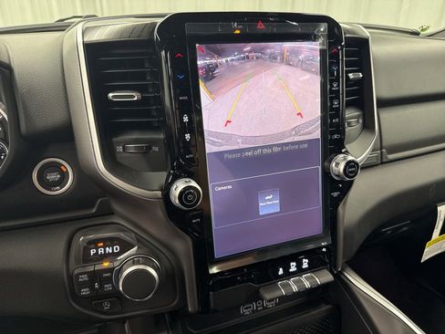 New 2026 RAM 1500 4x4 Crew Cab image 24