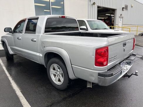 Used 2007 Dodge Dakota SLT w/ Sun & Wheel Value Group AWD/4WD image 3