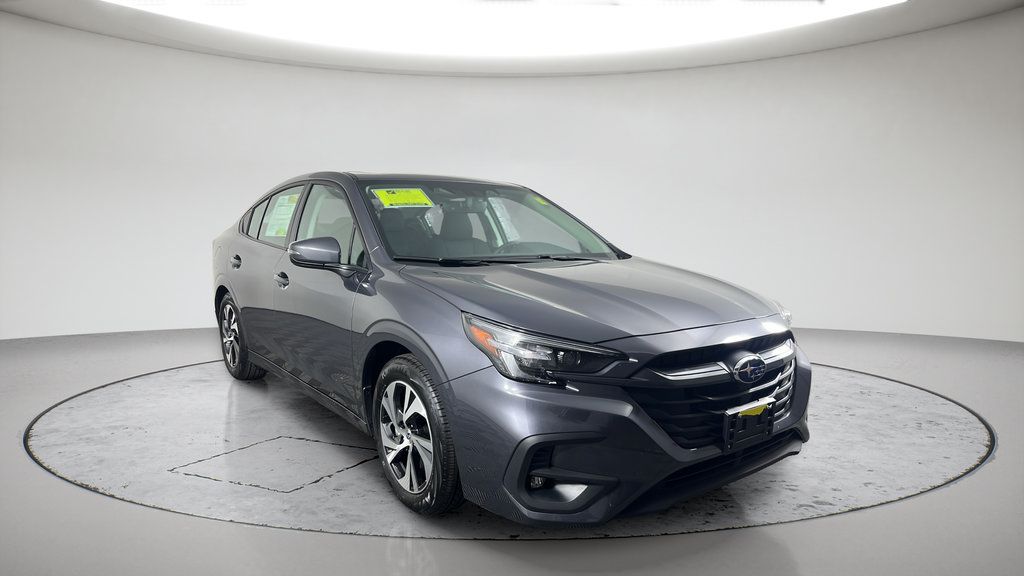 Used 2025 Subaru Legacy Premium AWD/4WD image 1