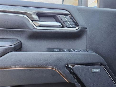 Used 2024 GMC Sierra 2500 AT4 w/ AT4 Premium Plus Package image 10