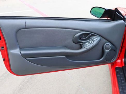 Used 1999 Pontiac Firebird Trans Am image 18