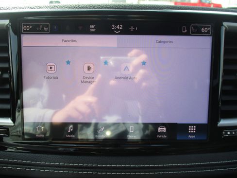 New 2026 Chrysler Pacifica Select FWD image 23