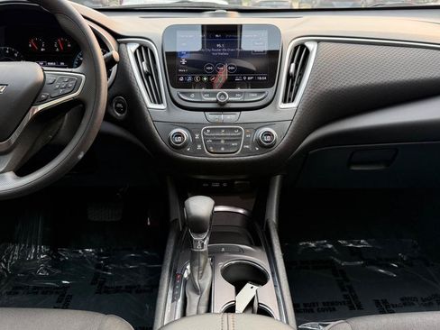 Used 2022 Chevrolet Malibu LT FWD image 16