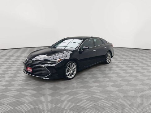 Used 2021 Toyota Avalon Limited w/ Advanced Safety Package FWD image 34