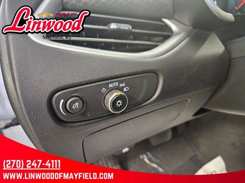 Used 2023 Chevrolet Malibu LT FWD image 15