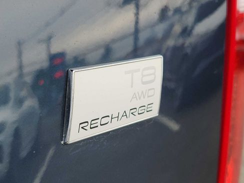 Certified 2024 Volvo XC90 T8 Plus image 29