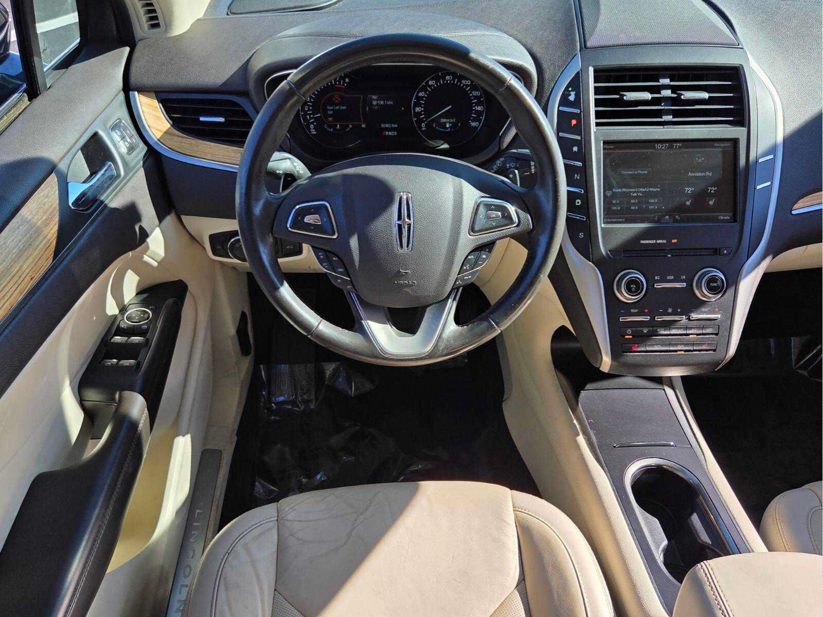 Used 2015 Lincoln MKC FWD w/ Equipment Group 101A Select image 12
