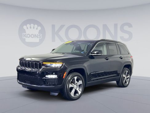 Used 2023 Jeep Grand Cherokee Limited w/ Trailer Tow Prep Group (B) AWD/4WD image 1