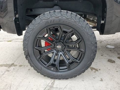 New 2026 GMC Sierra 1500 AT4 w/ AT4 Premium Package AWD/4WD image 6