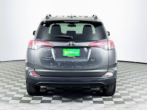 Used 2017 Toyota RAV4 LE FWD image 7
