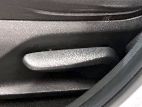 Certified 2023 Toyota RAV4 LE image 33