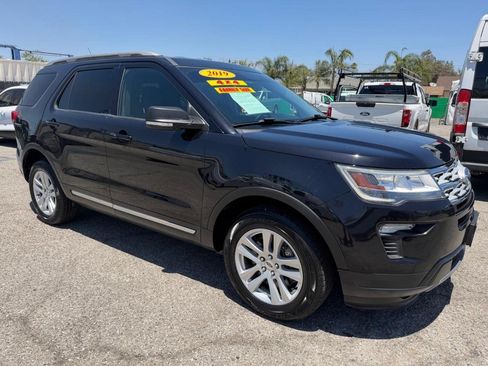 Used 2019 Ford Explorer XLT w/ Equipment Group 201A AWD/4WD image 3