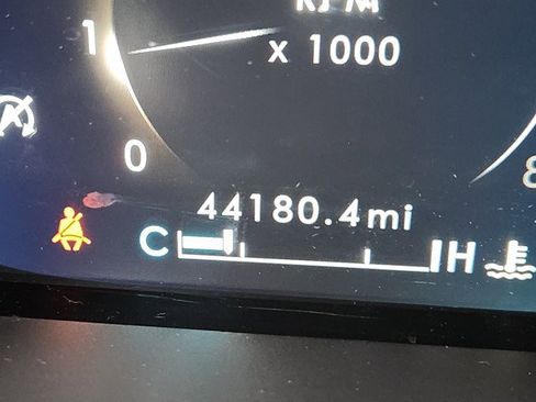 Used 2022 Lincoln Nautilus Reserve image 38