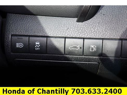 Used 2018 Toyota Camry SE w/ Audio Package image 14