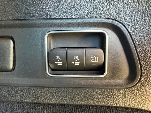 Used 2024 Mercedes-Benz GLS 63 AMG 4MATIC image 7