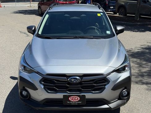 Used 2024 Subaru Crosstrek 2.0i Premium AWD/4WD image 2