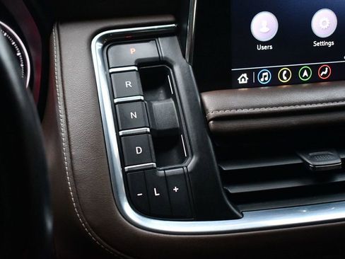 Used 2021 Chevrolet Tahoe High Country w/ Premium Package image 32