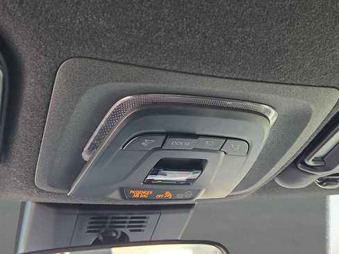 Used 2025 Toyota Corolla SE FWD image 27