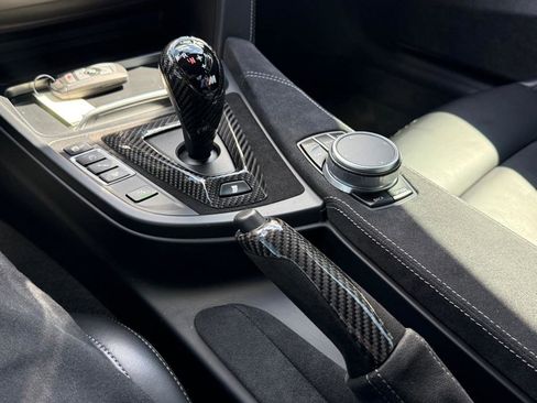 Used 2020 BMW M4 CS w/ Executive Package image 22