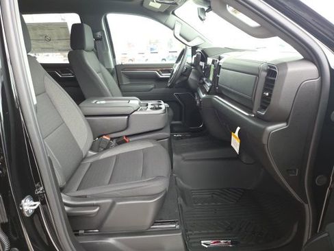 New 2026 Chevrolet Silverado 1500 LT w/ Z71 Off-Road Package image 18