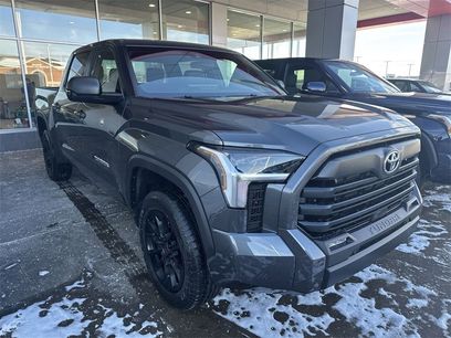 New 2026 Toyota Tundra SR5 w/ SR5 Premium Package