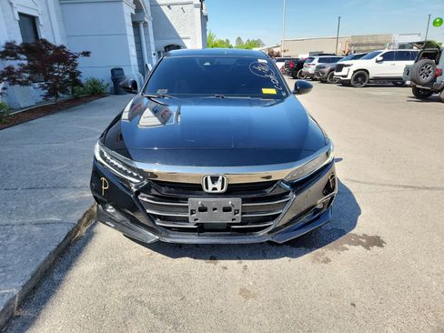 Used 2022 Honda Accord Sport image 8