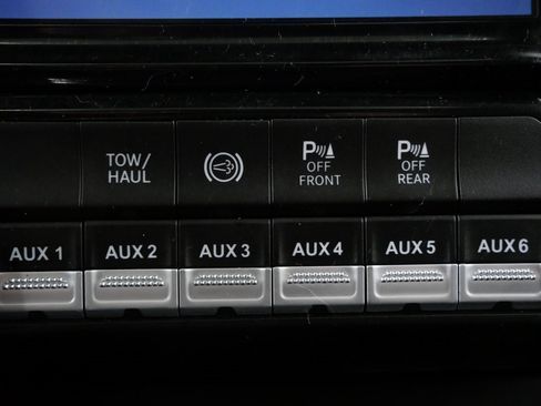 Used 2022 RAM 2500 Limited w/ Night Edition image 19