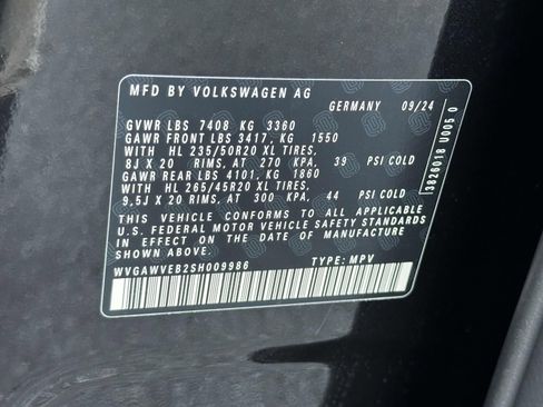 New 2025 Volkswagen ID. Buzz Pro S image 17