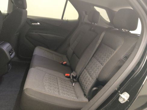 Used 2024 Chevrolet Equinox LT image 18