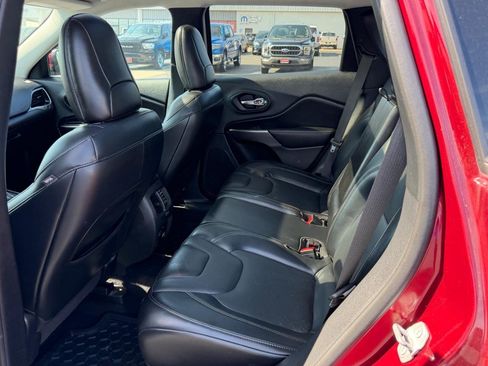 Used 2021 Jeep Cherokee Limited AWD/4WD image 10