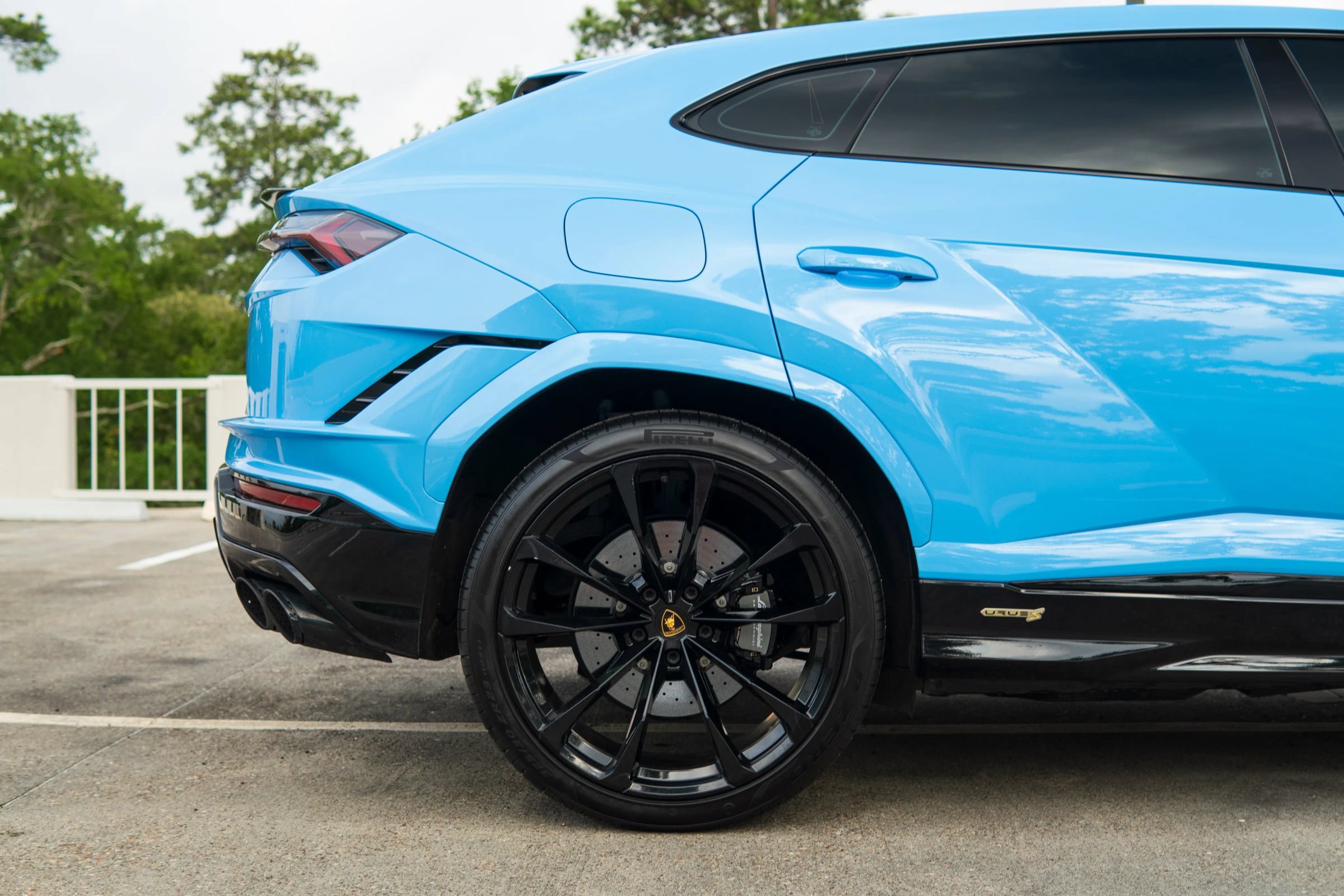 Used 2024 Lamborghini Urus S AWD/4WD image 14