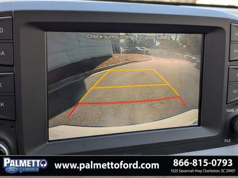 Used 2019 Hyundai Kona SE image 18