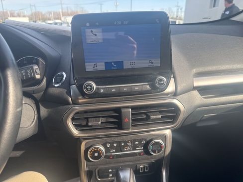 Used 2018 Ford EcoSport SE image 19