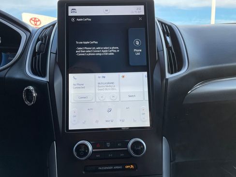 Used 2021 Ford Edge SEL image 17