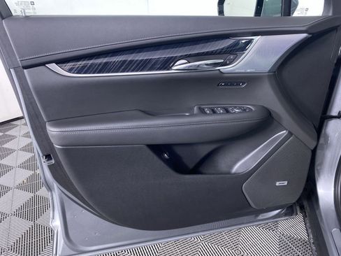 New 2025 Cadillac XT6 Premium Luxury w/ Technology Package FWD image 13