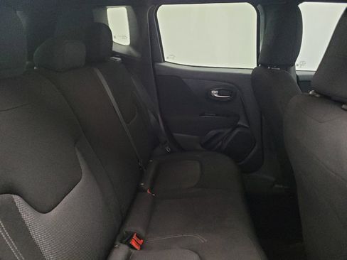 Used 2021 Jeep Renegade Sport FWD image 19