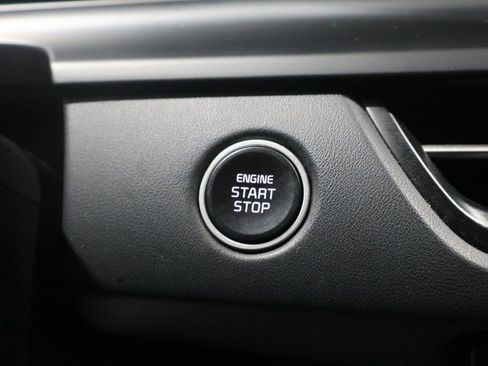 Used 2025 Kia Seltos EX image 28