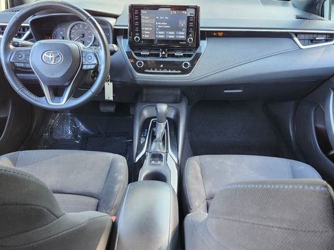 Used 2022 Toyota Corolla SE image 9