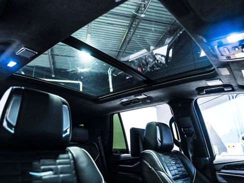 Used 2024 Cadillac Escalade V image 32