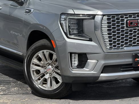 Used 2023 GMC Yukon Denali image 11