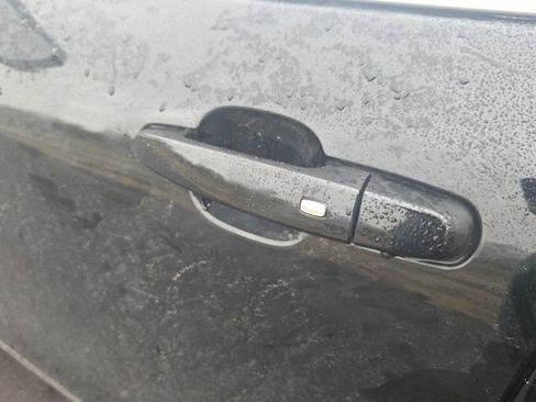 Used 2024 Chevrolet Equinox LT FWD image 22