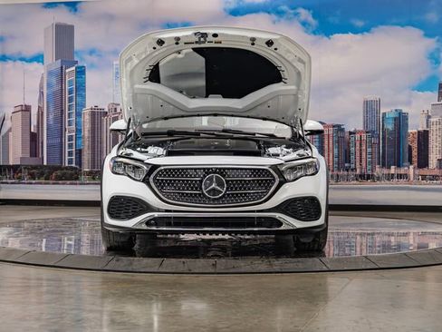 New 2026 Mercedes-Benz E 450 4MATIC All-Terrain Wagon image 4