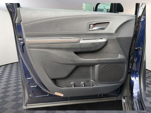 Used 2022 Toyota Sienna XSE w/ XSE Plus Package AWD/4WD image 10