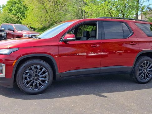 Certified 2023 Chevrolet Traverse RS w/ LPO, Floor Liner Package AWD/4WD image 7