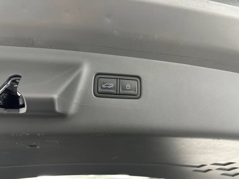 Used 2024 Hyundai Santa Fe SEL FWD image 20
