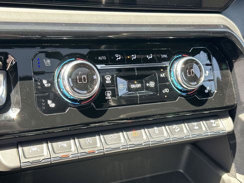 New 2026 GMC Sierra 1500 AT4X w/ AT4X AEV Edition AWD/4WD image 13