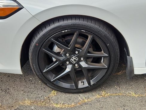 Used 2023 Honda Civic Sport image 8